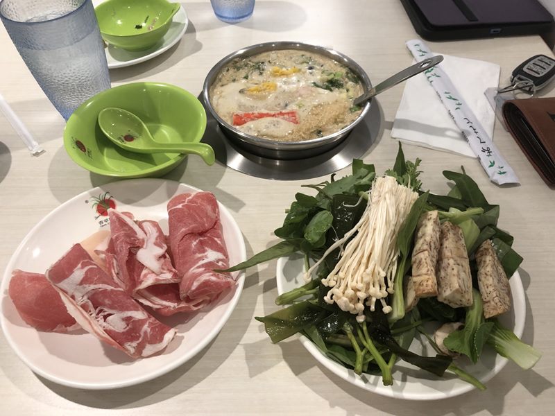 Lemongrass Hotpot food